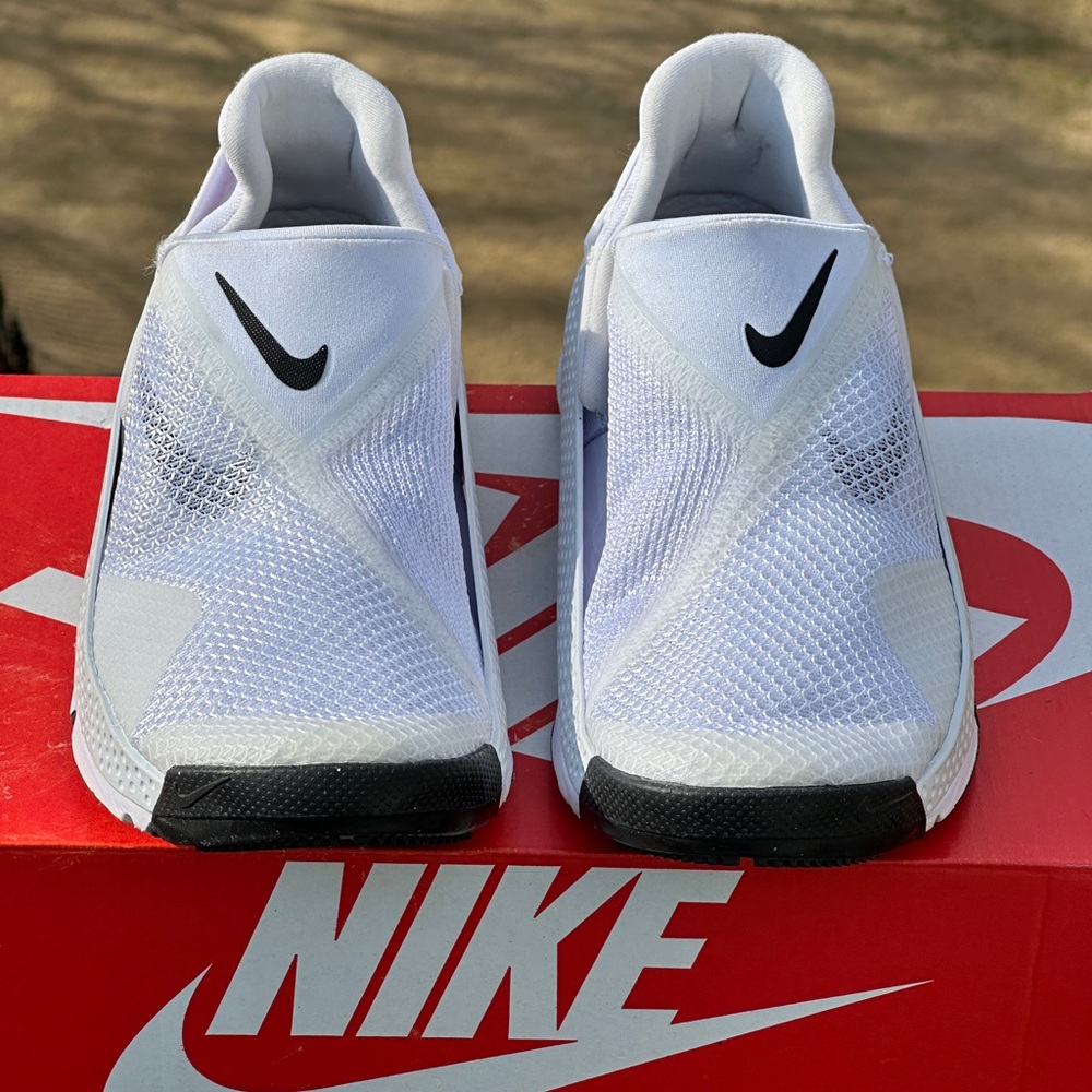 Nike White Flyease Slip On Casual Laceless Sneakers NEW Womens 6.5 fits Youth 5Y - Picture 5 of 9